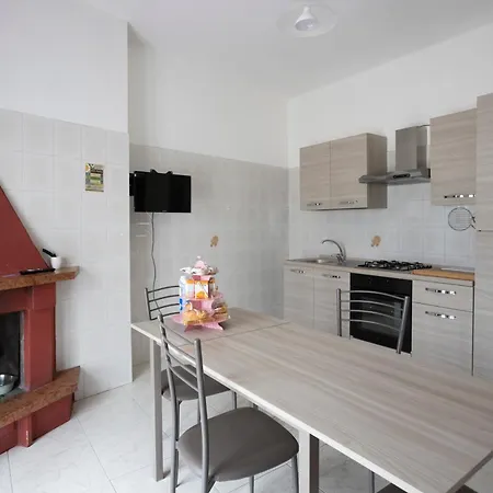 Orchidea Apartment *