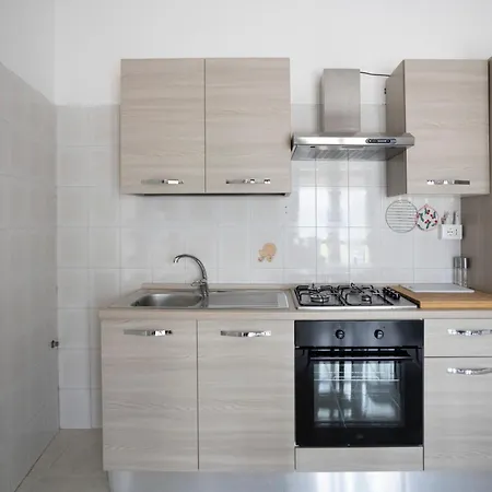 Orchidea Apartment *